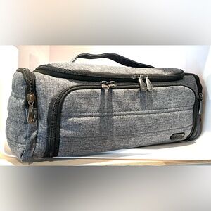 Lug Trolley Gray Cosmetic Case